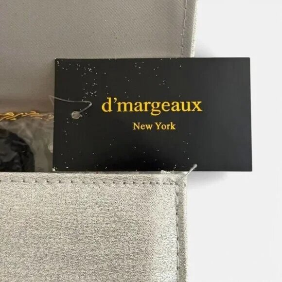 D'MARGEAUX Silver Metallic Goldtone accent Evening Clutch - Picture 8 of 10
